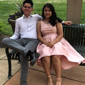 Meet your Posher, Alondra